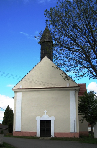 Kostel Nejsvtj Trojice v Kladrubech