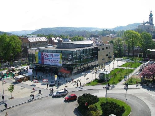 Spoleensk centrum Uffo pro kulturu a voln as v Trutnov