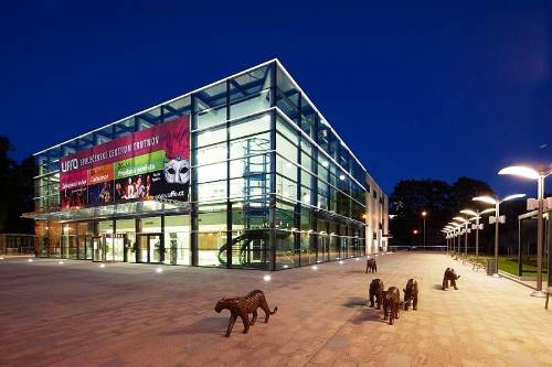 Spoleensk centrum Uffo pro kulturu a voln as v Trutnov