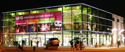 Spoleensk centrum Uffo pro kulturu a voln as v Trutnov