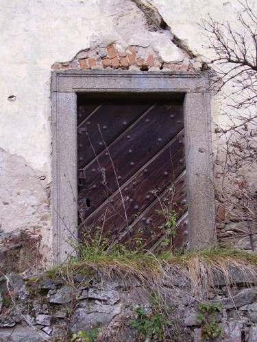 Pvodn vrata spky z r. 1708